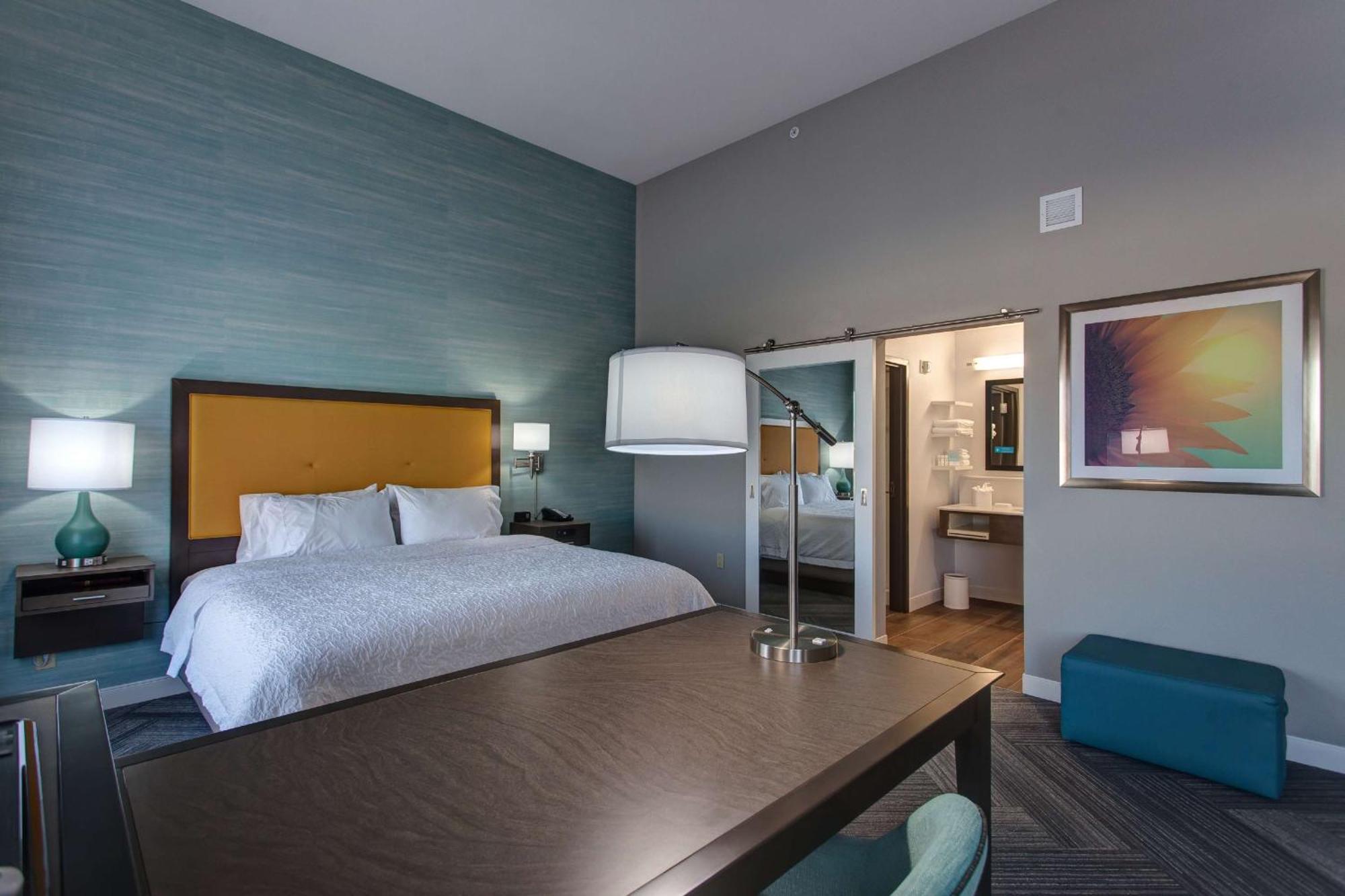 Hampton Inn & Suites-Wichita/Airport, Ks Exteriör bild