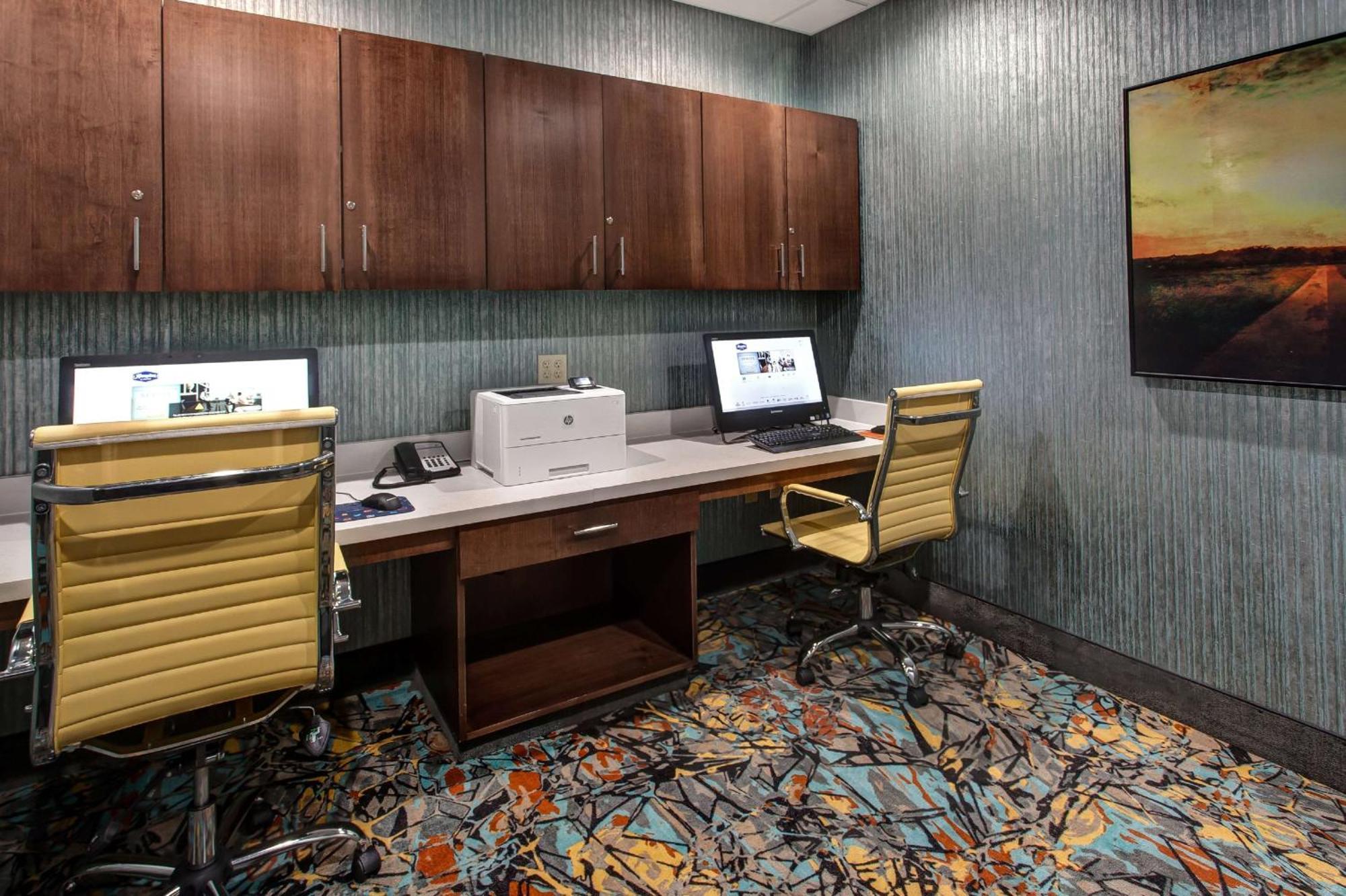 Hampton Inn & Suites-Wichita/Airport, Ks Exteriör bild